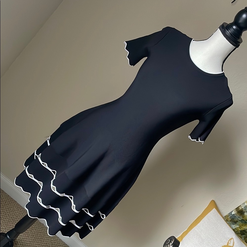 English Factory Dress NEW w/o Tags. Size Small